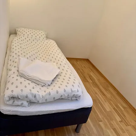 2 Bedroom Modern With Fjord View Near Centre & Airport ترومسو